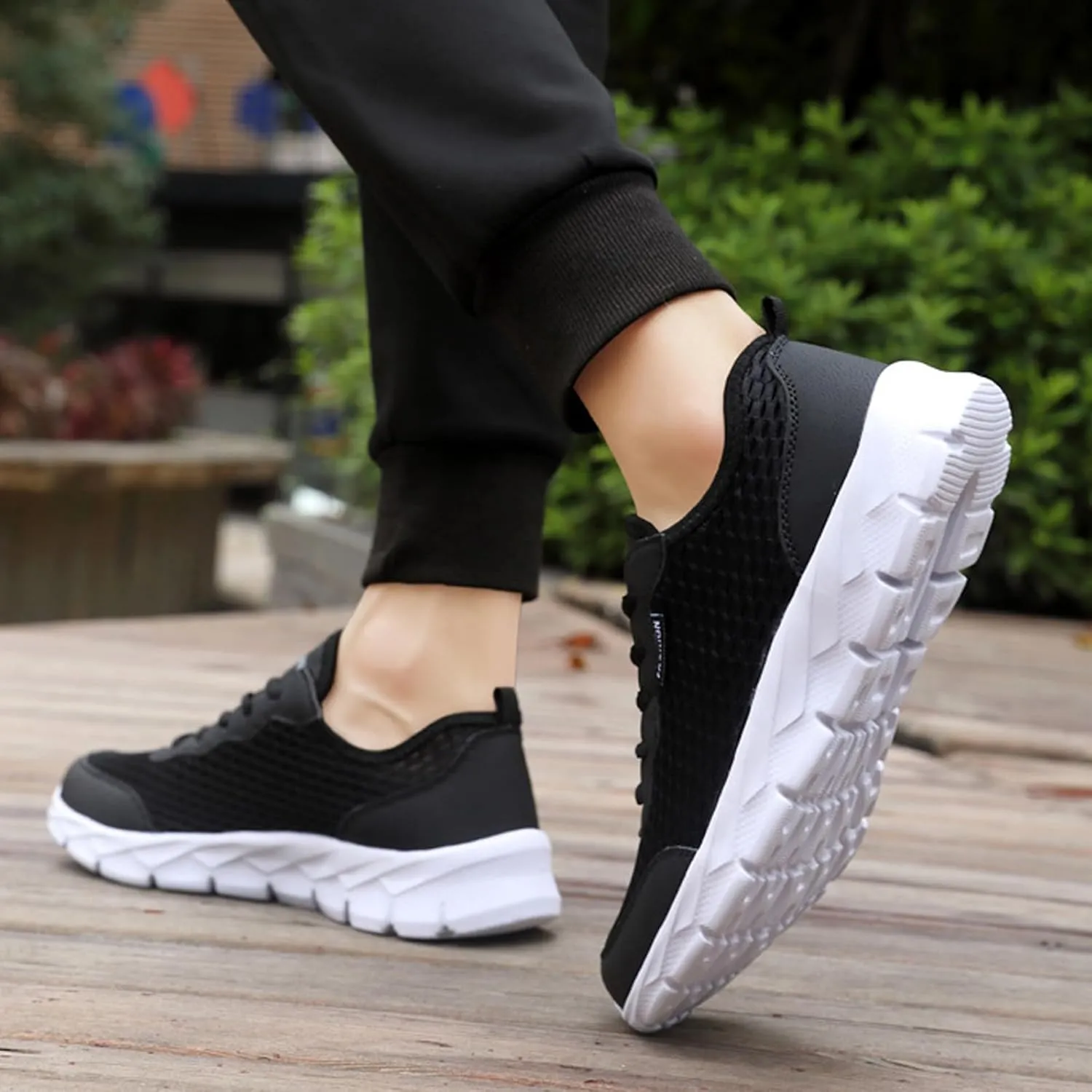 Arch Support Fitness Sneaker for Men Comfortable Breathable Stretch Canvas Slip on Sneaker Men's Recovery Shoes