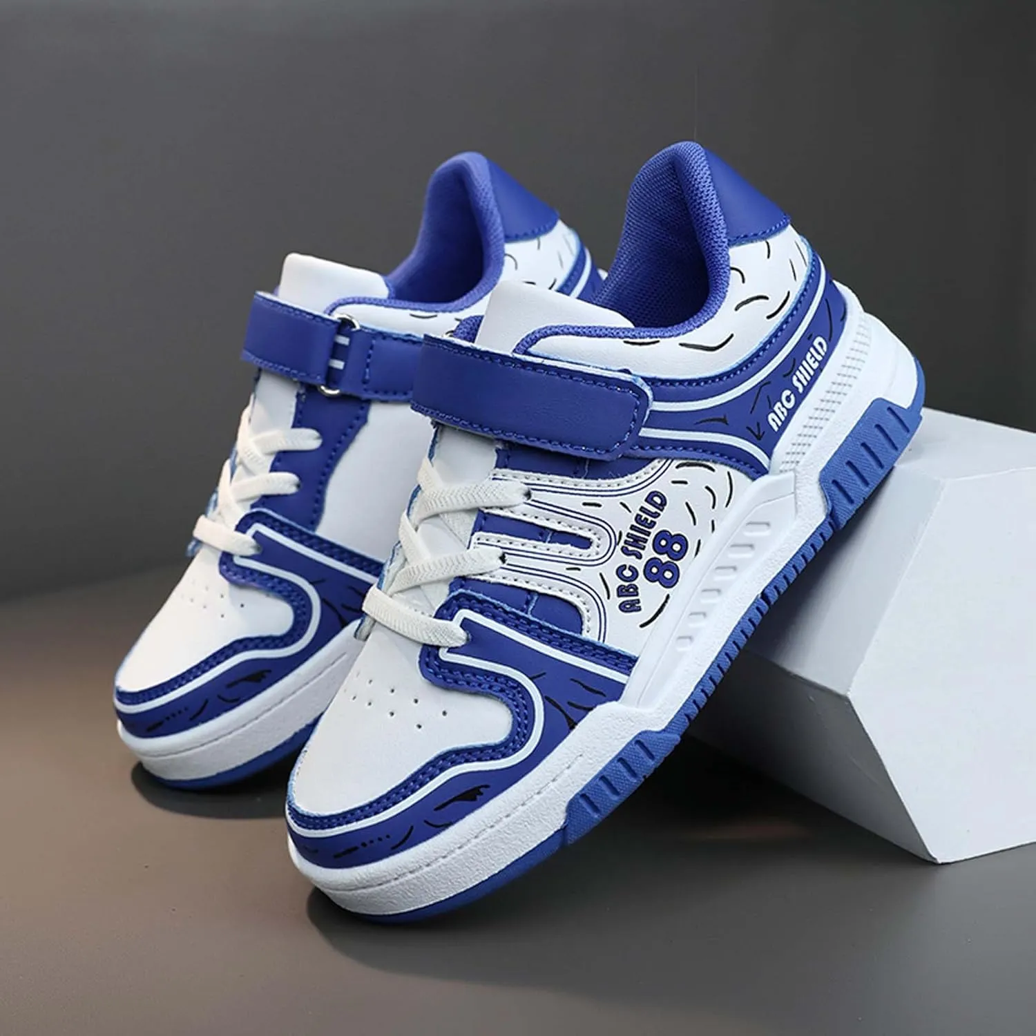 Children's Skateboarding Sneakers Boys Girls Fashion Sneakers Children's Casual Skateboarding Walking Shoes Street Personalized Skateboarding Shoes