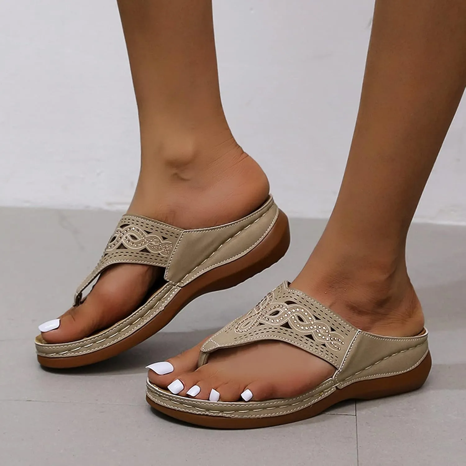 Eduavar Beach Sandals for Women, Sandals Women Dressy Summer Flat Sandals Non Slip Flip Flops Beach Sandals