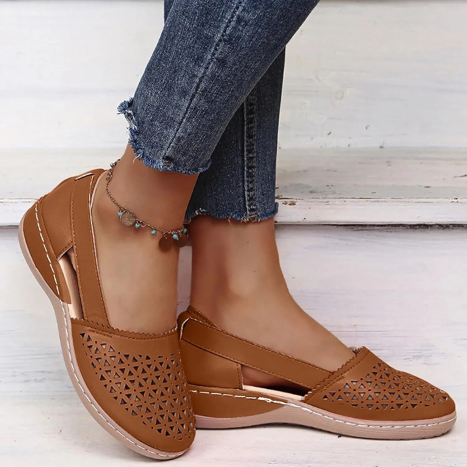 Eduavar Summer Sandals for Women 2023, Sandals Women Comfortable Close Toed Sandals Lace-up Flat Strap Sandals Shoes