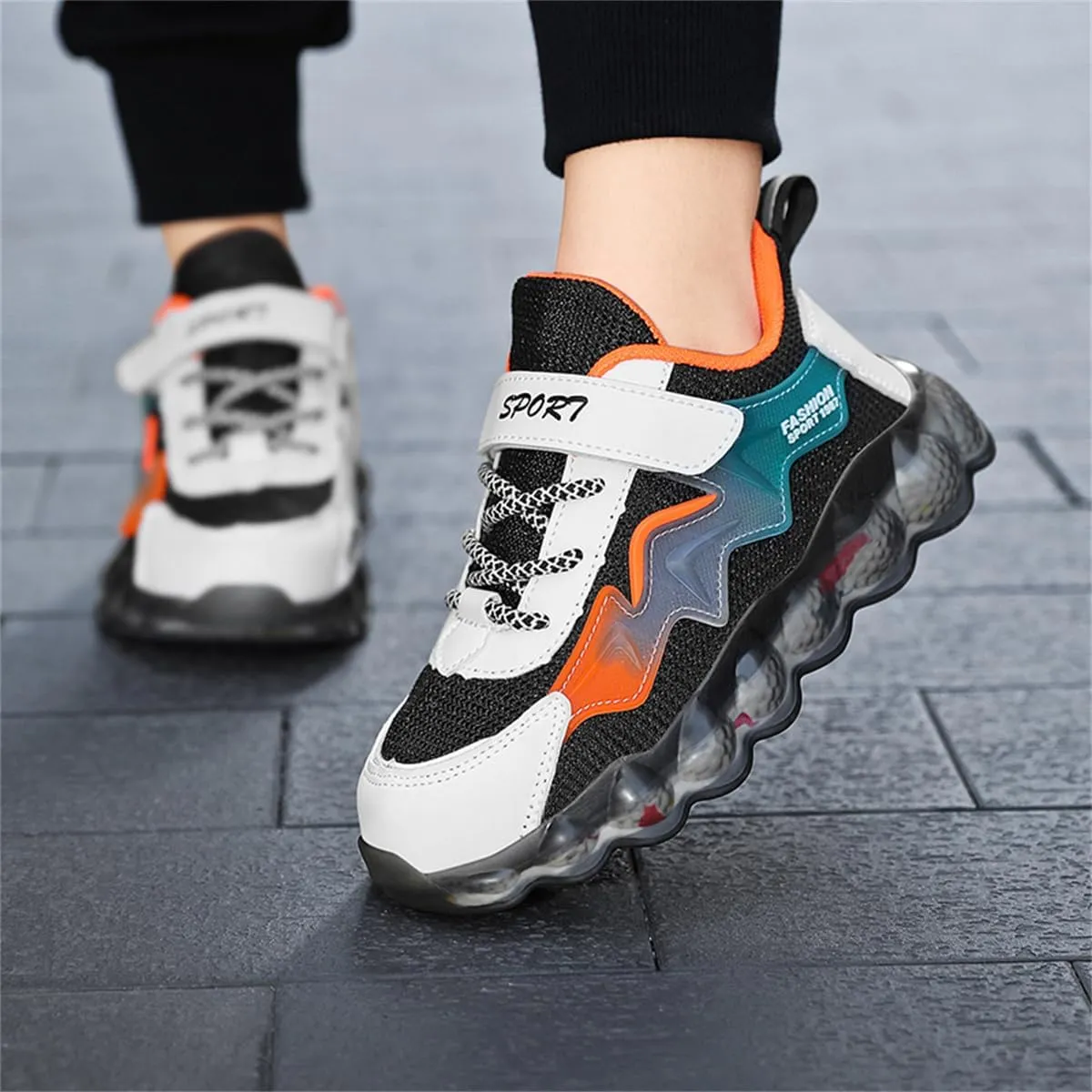 Kids Lightweight Fashion Sneakers Breathable Running Shoes