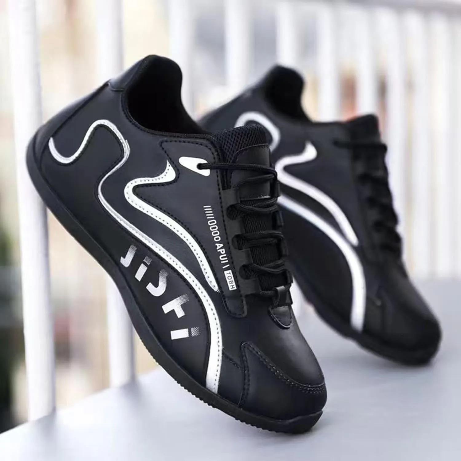 Mens Slip on Sneakers Slip on Sneakers Men Lightweight Sport Gym Jogging Walking Sneakers Men's Slip-On