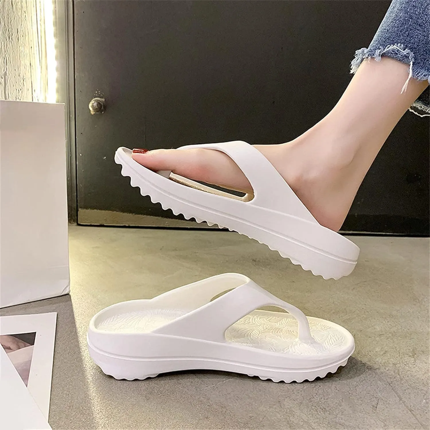 oiangi Orthotic Flip Flop Sandals for Women with Arch Support,Soft Thong Pillow Sandals Summer Casual Slippers Non-Slip
