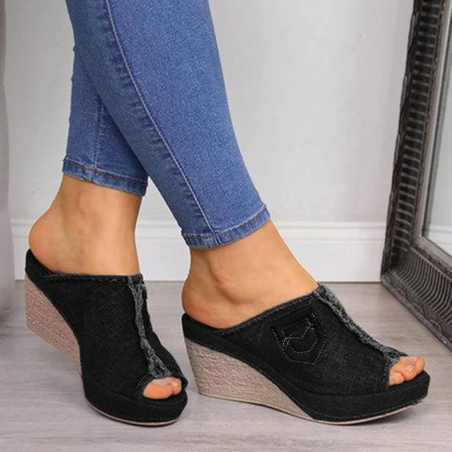 Platform Sandals Women Wedge Ankle Band Cork Platform Slip-Resistant Sole Casual Beach Walking Sandals 2025 Spring and Summer Vacation