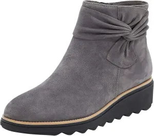 Women Ankle Boots Suede Low Heel Wide Width Walking Shoes with Arch Support Comfortable Slip on Platform Dress Shoes