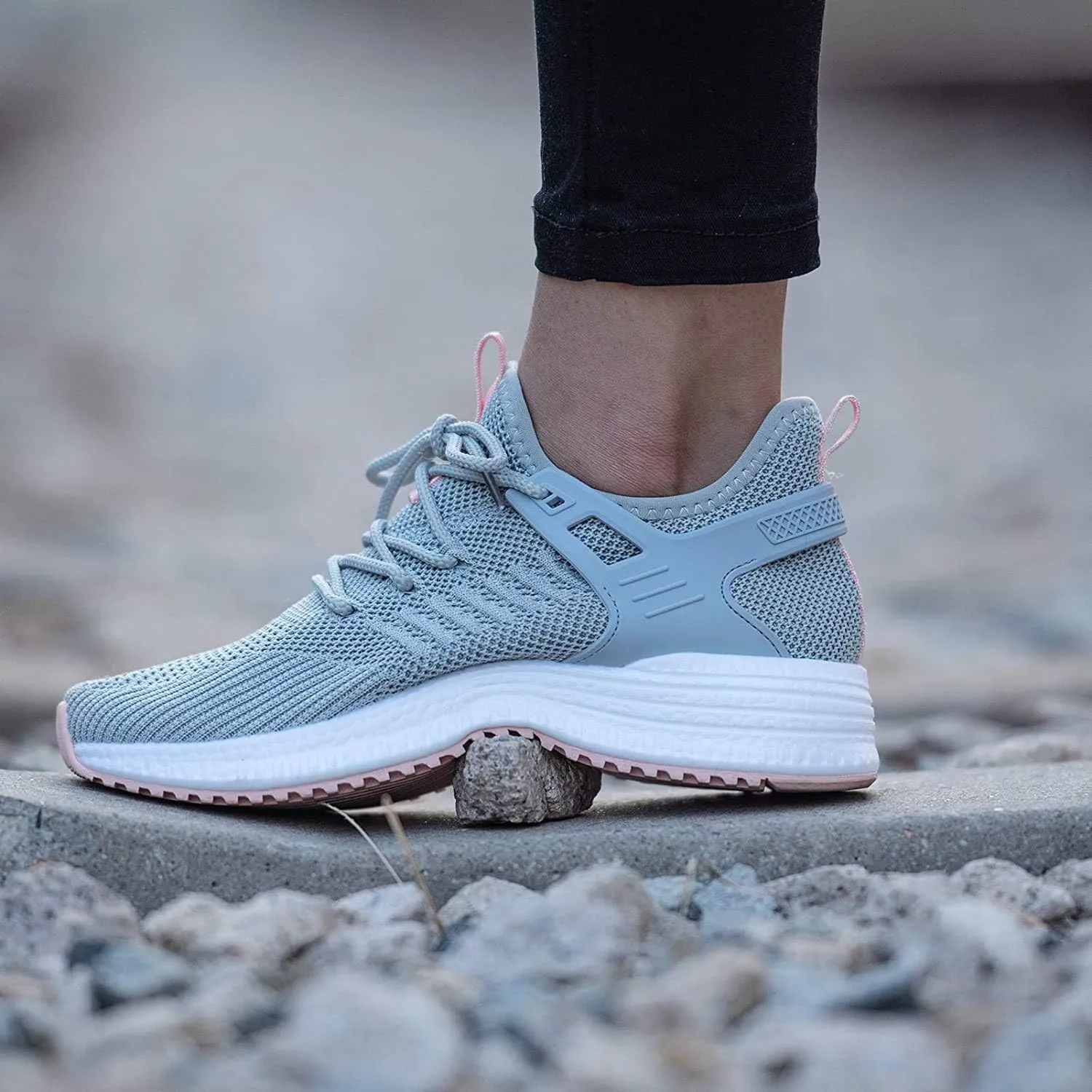 Women's Lightweight Breathable Running Shoes – Comfy Sneakers for Walking, Gym & Everyday Wear